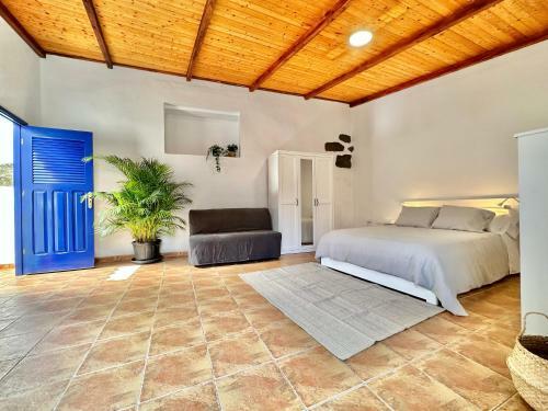Teresitas Beach Escape Apartment
