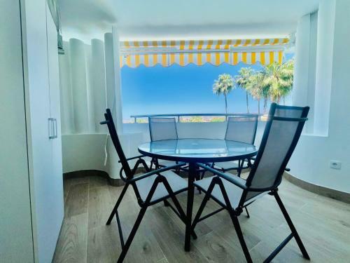 Paraiso Designer Conditioned Apartment With Terrace