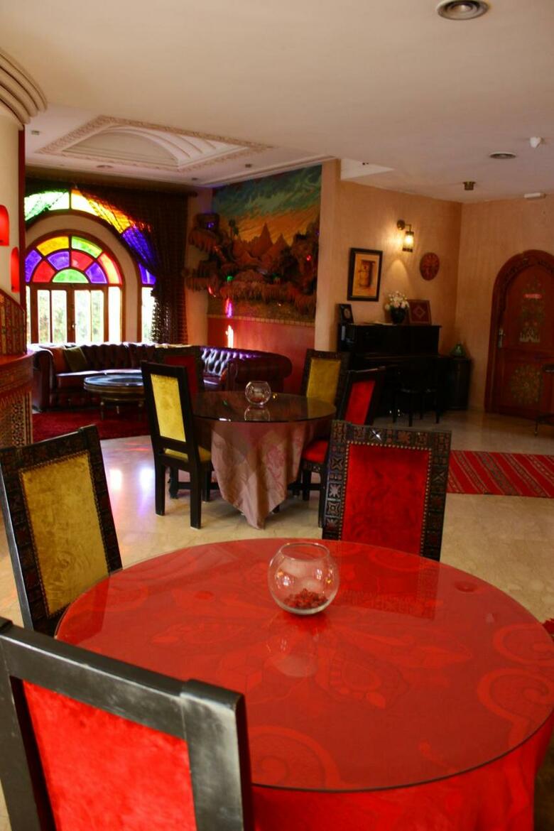 Riad Noumidya