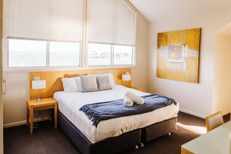 Hotel Peppers York Cove Tamar Valley