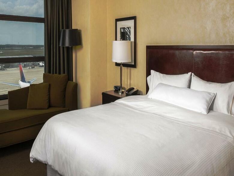 Hotel Westin Detroit Metro Airport