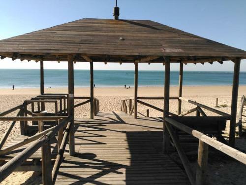 Apartamento Piscina Y Garaje A 300 M De Playa