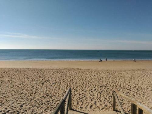 Apartamento Piscina Y Garaje A 300 M De Playa