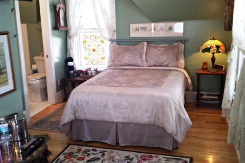 A Boat To Sea Bed & Breakfast