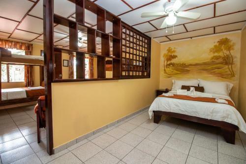 Hotel La Rosa De America