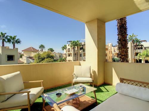 Roda Golf Singapore Apartment - 8109