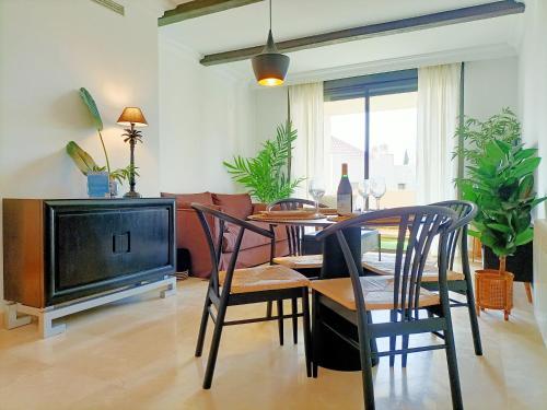 Roda Golf Singapore Apartment - 8109