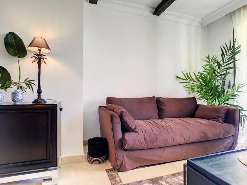 Roda Golf Singapore Apartment - 8109