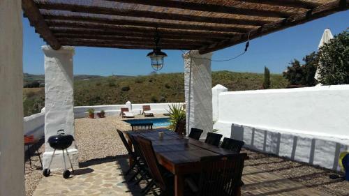 Villa Beautiful Cortijo With Pool Near Ronda