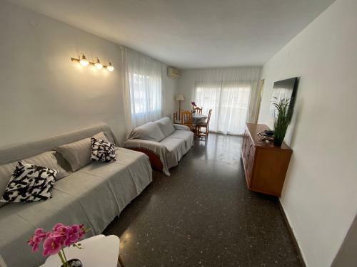Apartamento Lovely One Bedroom With Terrace And Pool