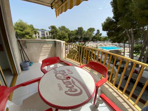 Apartamento Con Servicios, Piscina Y Parking Privado M�x 4 Pax
