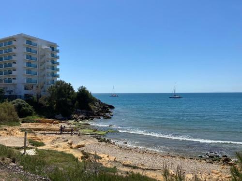 Apartamento Con Servicios, Piscina Y Parking Privado M�x 4 Pax
