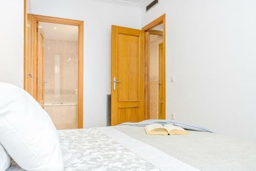 Badia De Roses 1 New Apartment