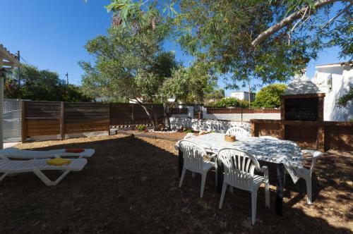 1215 Baix Camp Casa Con Jardin