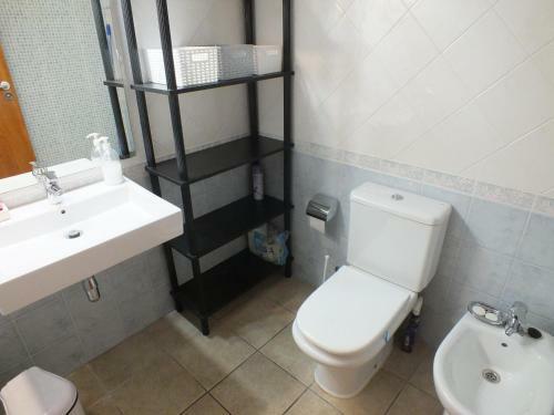 Apartamento Roses, 3 Dormitorios, 6 Personas - Es-204-14