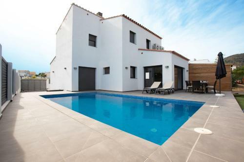 Villa Vila Mas Busca 72 - Roses Costa Brava