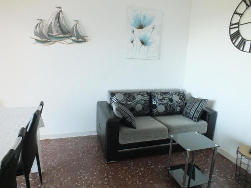Apartamento Roses, 2 Dormitorios, 5 Personas - Es-204-22