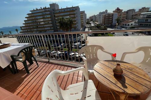 Apartamento Piso Vista Mar Y Parking En Roses