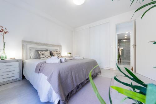 Boooom!!! Apartment With Swimming Pool