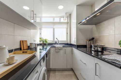 Boooom!!! Apartment With Swimming Pool