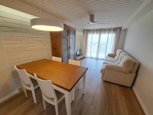 Apartamento 2� L�nea Playa Agustina Aragon