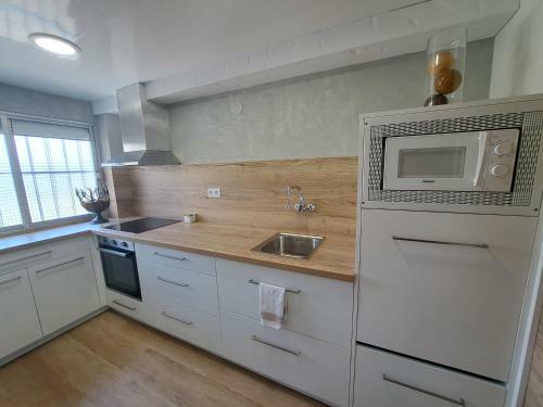 Apartamento 2� L�nea Playa Agustina Aragon