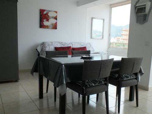 Apartamento Roses, 1 Dormitorio, 4 Personas - Es-204-24