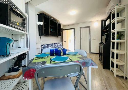 Apartamento Peque�o Apto. Familiar A Pasos Del Mar