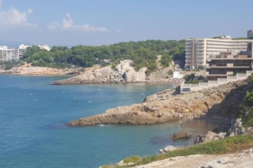 Apartment In Salou. Beach Relax Hutt-033474-91