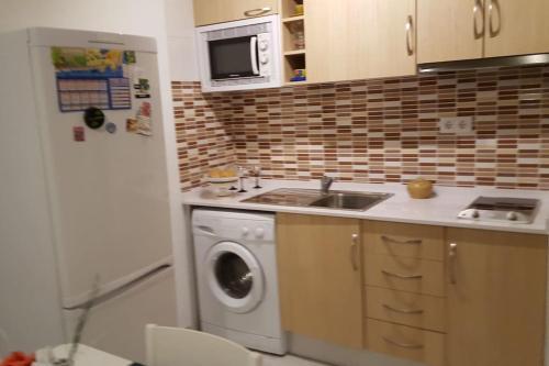 Apartment In Salou. Beach Relax Hutt-033474-91