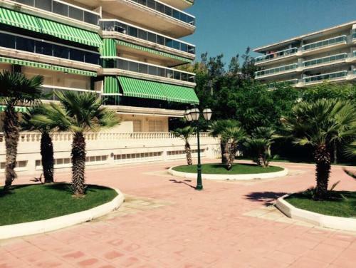 C�modo Apartamento - Cerca De La Playa - Parking