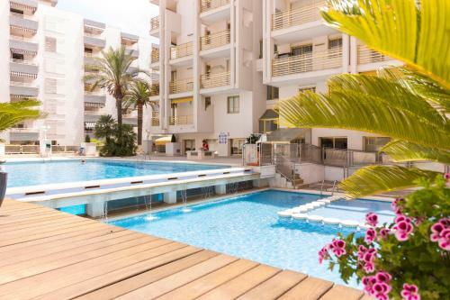 Apartamento Novelty II 2 Dormitorios Arysal
