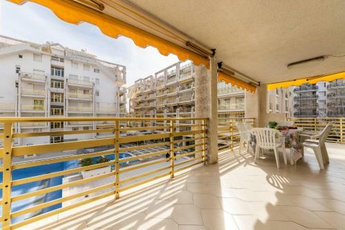 Apartamento Novelty II 2 Dormitorios Arysal
