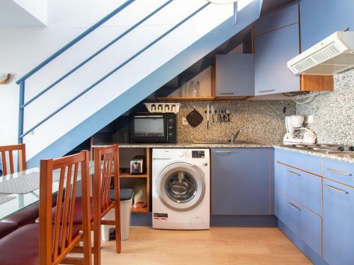 Apartamento Roses, 2 Dormitorios, 4 Personas - Es-228-166