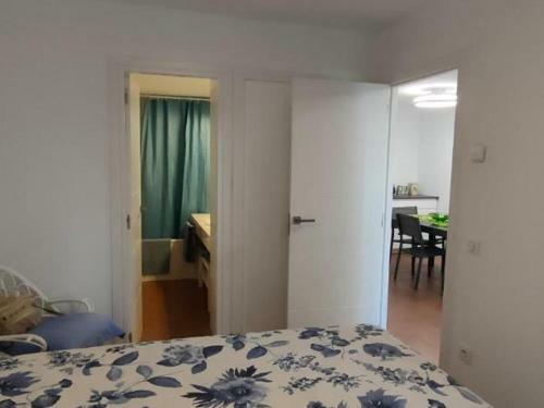 Apartamento Roses, 2 Dormitorios, 4 Personas - Es-258-118