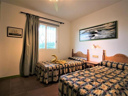 Apartamento Roses, 2 Dormitorios, 6 Personas - Es-258-23