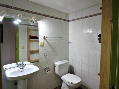 Apartamento Roses, 2 Dormitorios, 6 Personas - Es-258-23