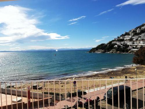 Apartamento Roses, 2 Dormitorios, 6 Personas - Es-258-76