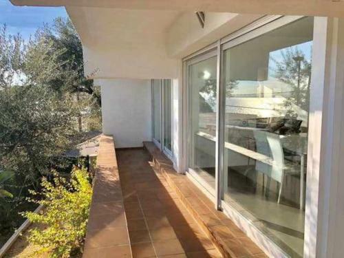 Amplio Apartamento Con Jard�n En Almadrava