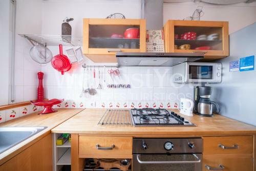 Wehostyou - Belle Maison Roses, Mas Bosc� 12