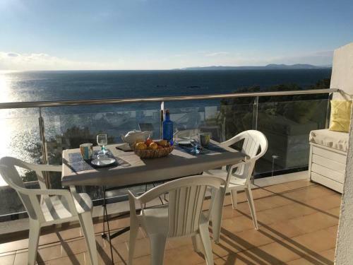Apartamento Vista Mar Y Parking En Roses