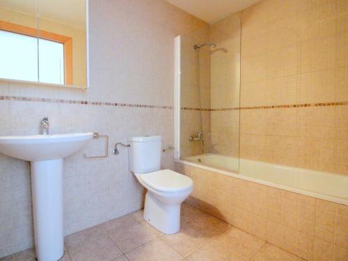 Apartamento Roses, 2 Dormitorios, 4 Personas - Es-228-92