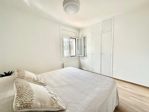 Apartamento Canyelles - Santa Barbara Sea View