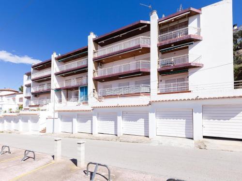 Apartamento Roses, 3 Dormitorios, 5 Personas - Es-228-94