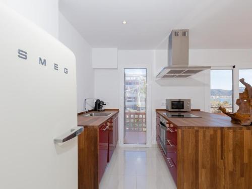 Apartamento Roses, 2 Dormitorios, 4 Personas - Es-228-117