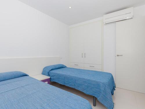Apartamento Roses, 2 Dormitorios, 4 Personas - Es-228-117