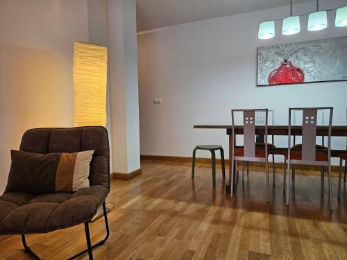 13b01 Apartamento Con Terraza Y Garaje
