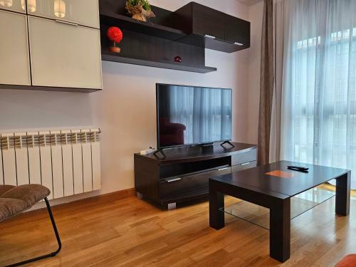 13b01 Apartamento Con Terraza Y Garaje