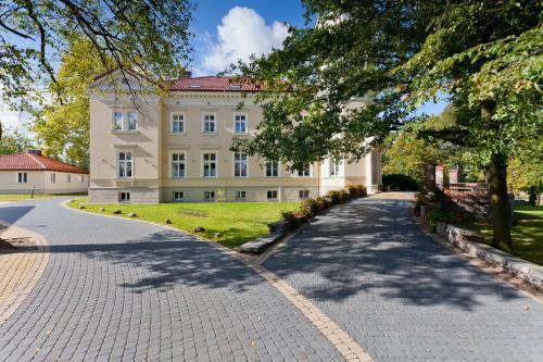 Hotel Pa?ac Paw?owice