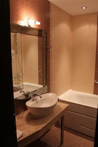 Tsarigrad Hotel